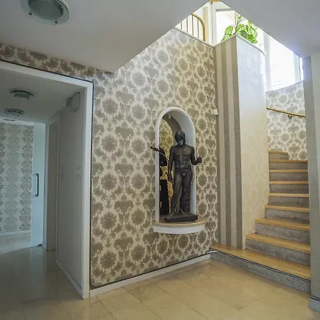 Διαμέρισμα Esenss Two Level *