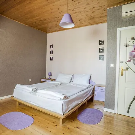 Esenss Two Level Appartement